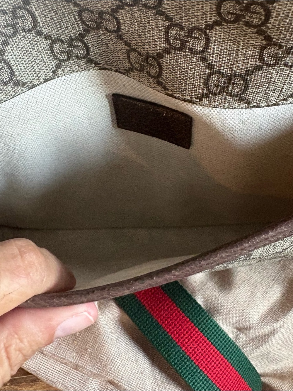 Gucci Neo Vintage GG Supreme Belt Bag - Picture 9 of 10
